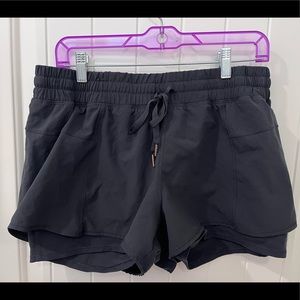CALIA by Carrie Underwood run shorts
